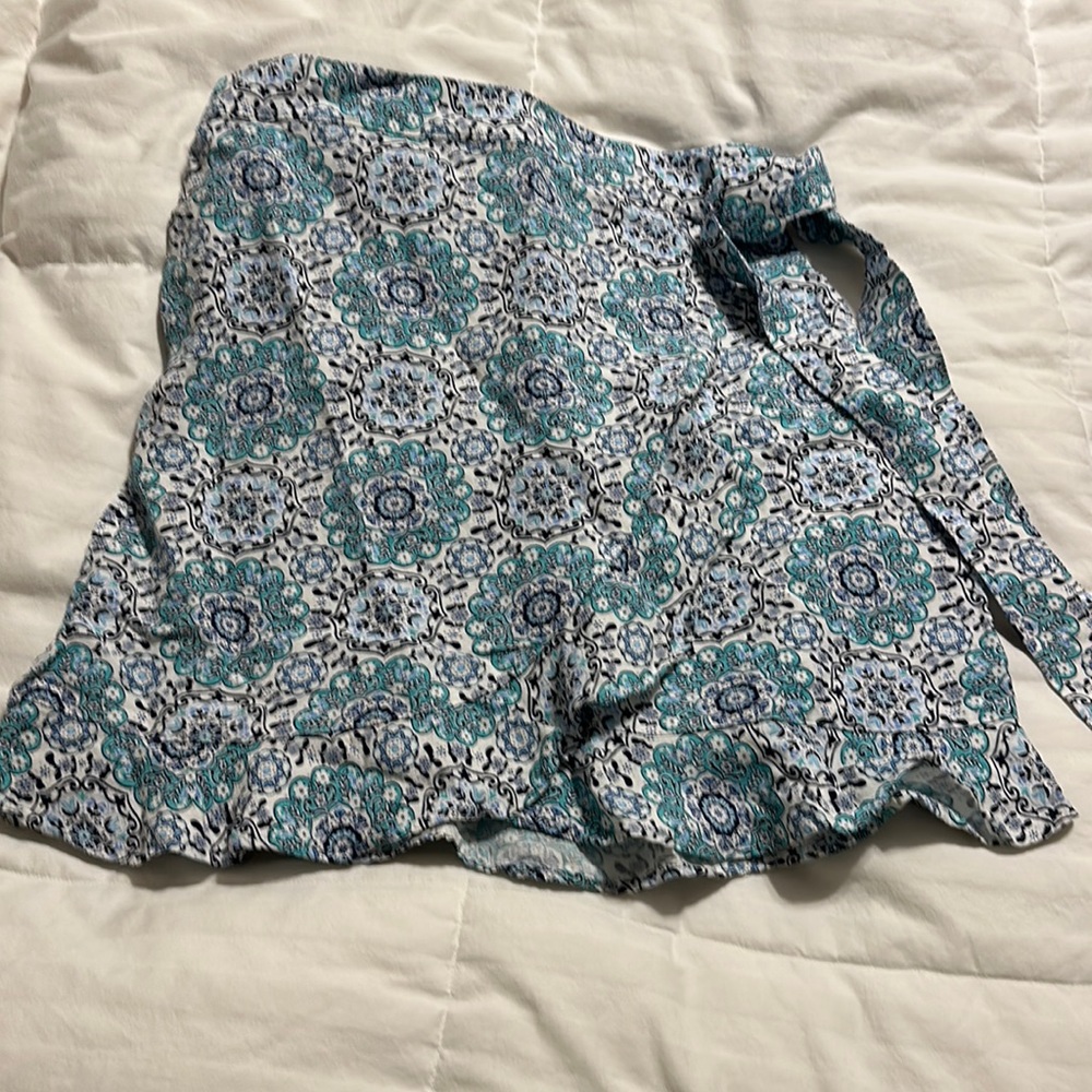 Loft - Blue Tones Patterned Wrap Mini Skirt - Size 6
